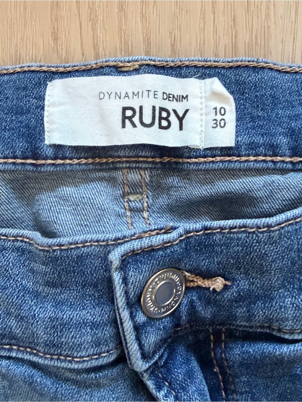 Dynamite Ruby Bootcut high rise NWOT - Picture 6 of 9